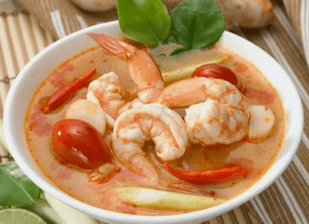 წვნიანი ტომ იამი shrimp- ით